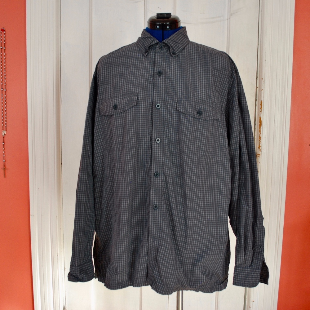 Lightweight hiking shirt